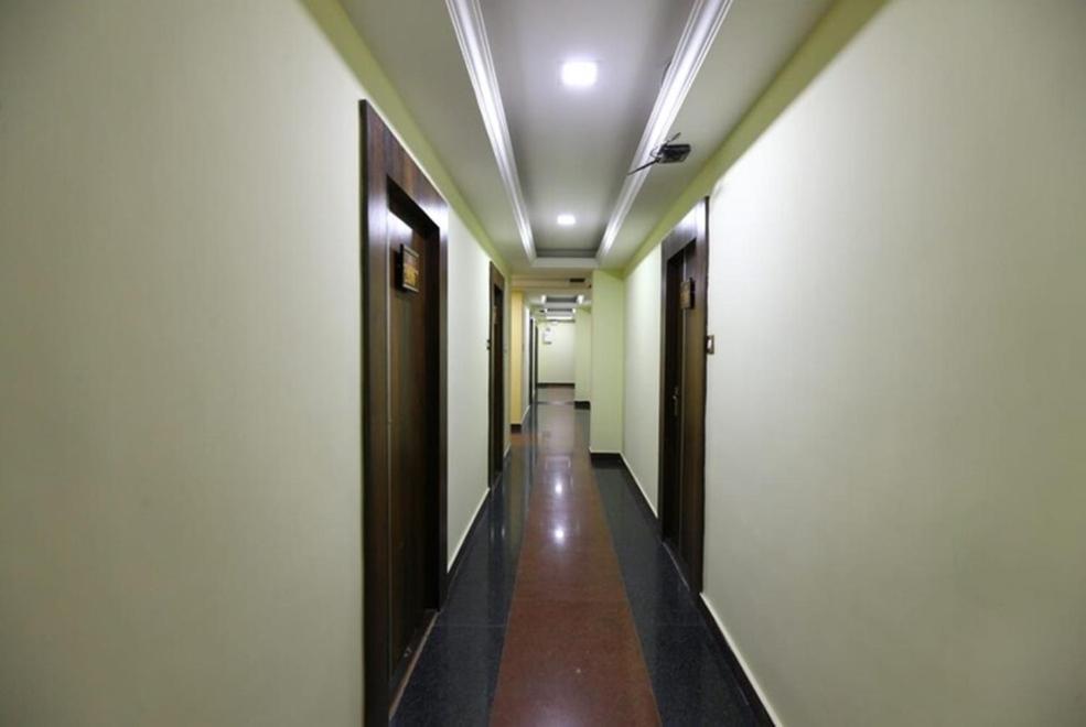 Hotel Titanium Tower Chennai Luaran gambar